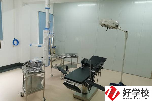 衡陽哪所職高有口腔修復工藝專業？推薦就業機會嗎？