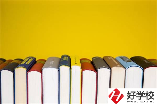 在湖南“晚熟”的孩子該何去何從？該怎么擇校？