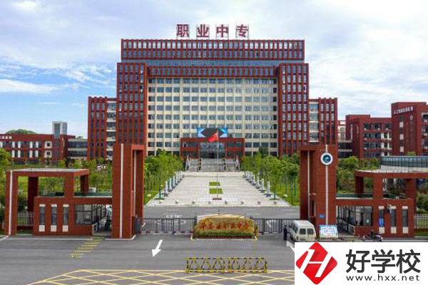 想在岳陽市學汽修專業？來看看這兩所學校