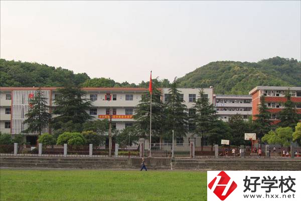 岳陽就業率高的中專有哪些？學校有什么辦學特色？