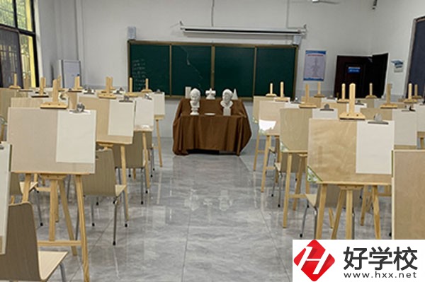 衡陽市鐵路運輸職業學校實訓室