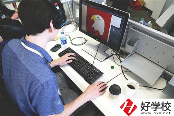 湖南初中生讀職校學什么專業比較好？哪個專業好考公？