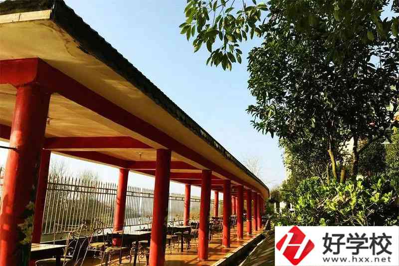 常德東方職業技術學校管理規范嗎?