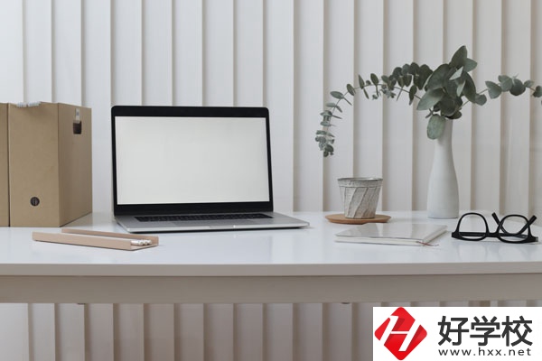 永州第二技工學校怎么樣？學校是公辦的嗎？