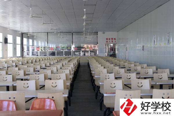 株洲海事職業學校有什么專業?往屆生可報名嗎?