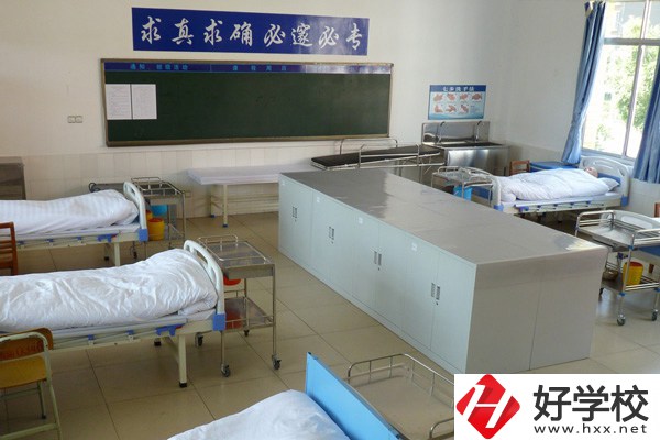 長沙有哪些中職學?？梢詫W護理專業？