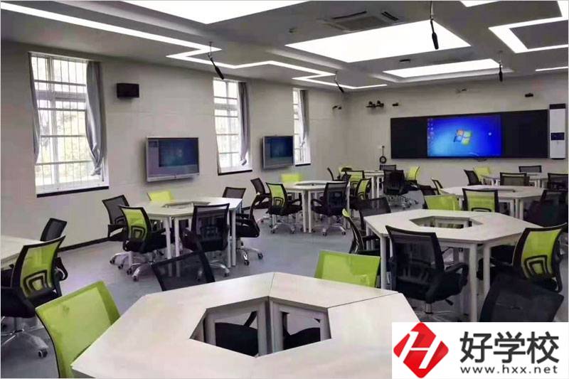 安鄉縣職業中專學校師資力量如何？值不值得報考？