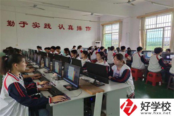 永州技校的學費一般是多少？有什么優惠政策？