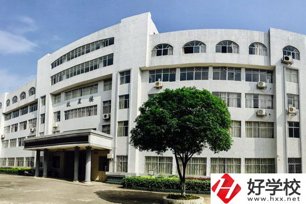 漣源市工貿職業中等專業學校教學樓