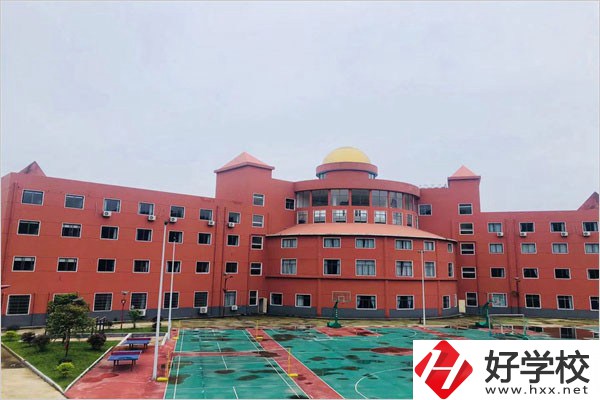湘潭天人職校的管理怎么樣？嚴格嗎？