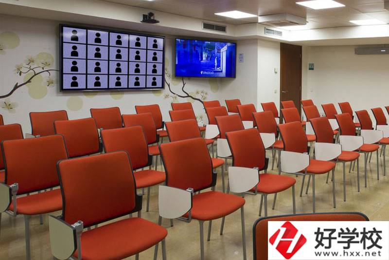 平江縣職業學院會計專業怎么樣？就業方向有哪些？