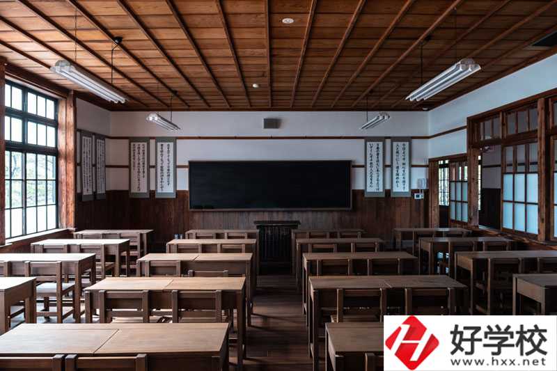 湖南省澧縣職業中專學校有哪些專業？學費貴不貴？6.jpg