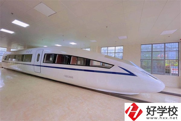 長沙涉外旅游職業中專是民辦學校嗎？有哪些辦學特色？