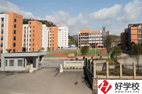 鳳凰縣職業中專學校