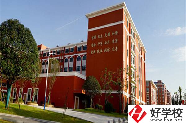 寧鄉的民辦職高有哪些？學費標準是多少？