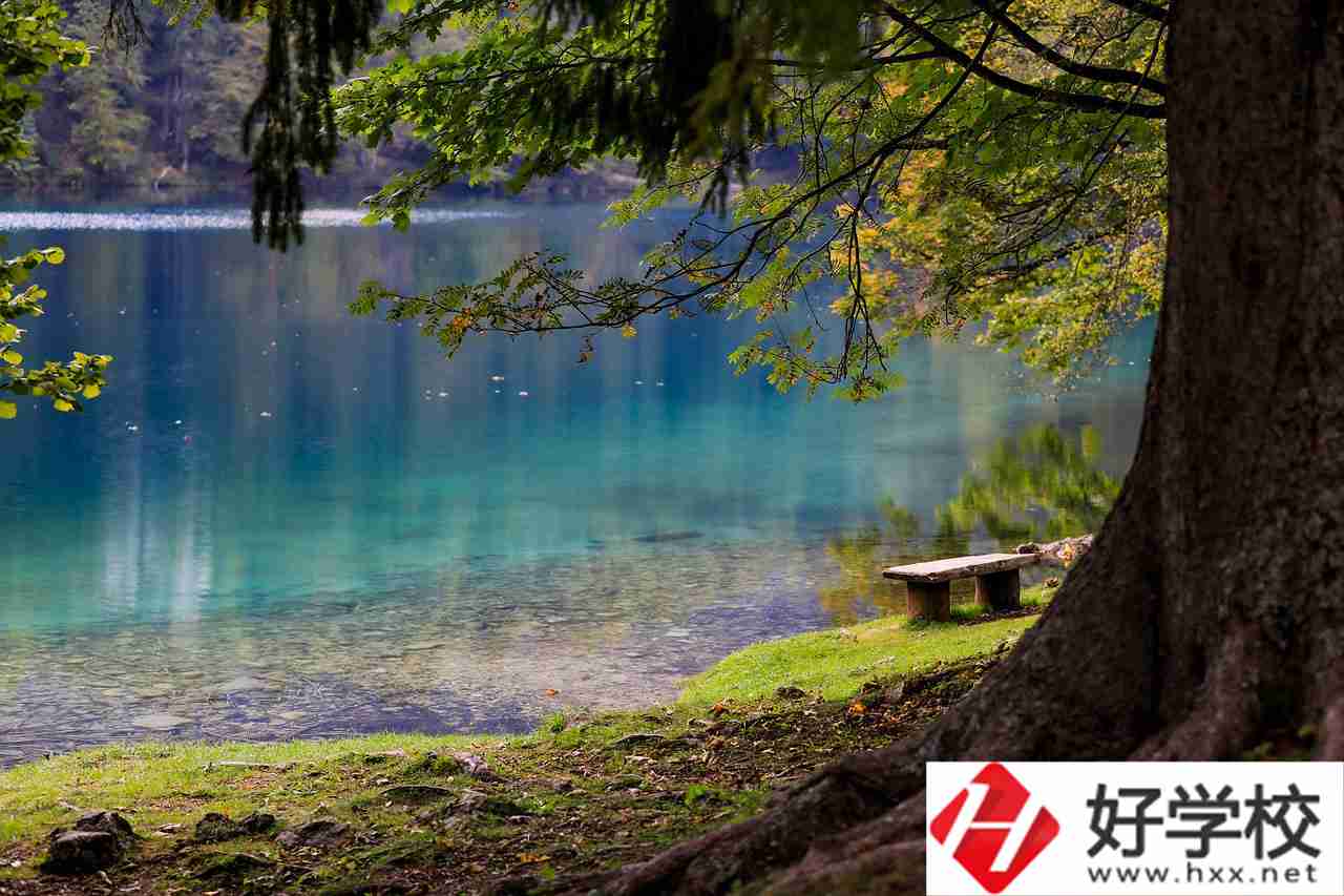 湘西州有學中藥專業的中職學校嗎？