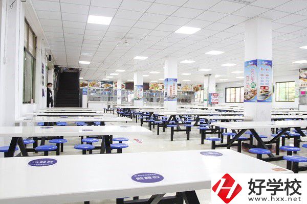 株洲鐵航衛生中等職業技術學校的實訓條件好不好？