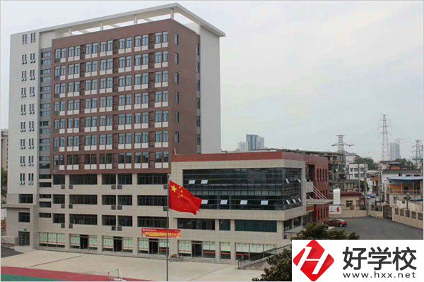 在湘潭，有哪些技校是公辦的？