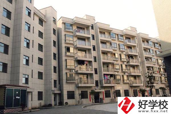 湖南省茶陵縣職業中等專業學校宿舍樓