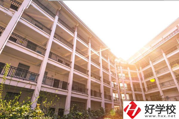 從就業前景來看，湘西自治州技工學校是否值得報考？