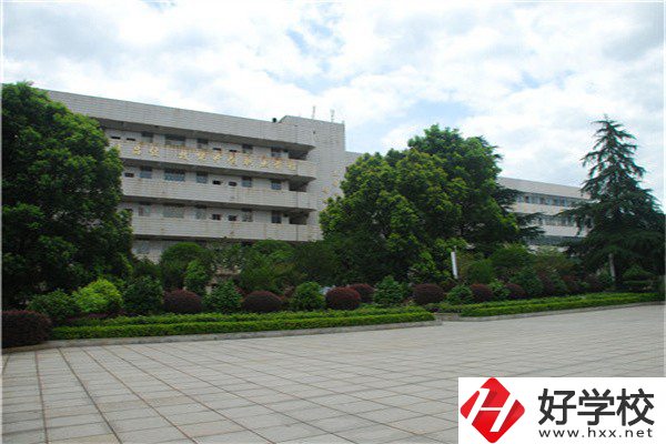 郴州市第一職業中專有多大？環境如何？