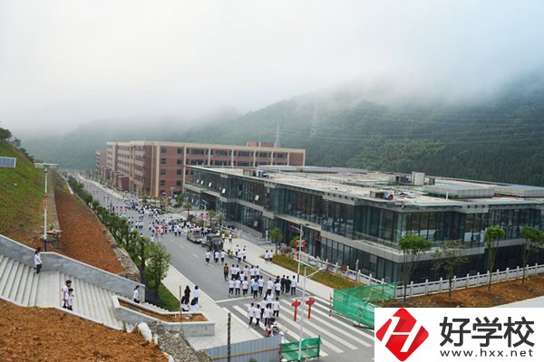 安化縣有幾所職高學校？有什么特色？