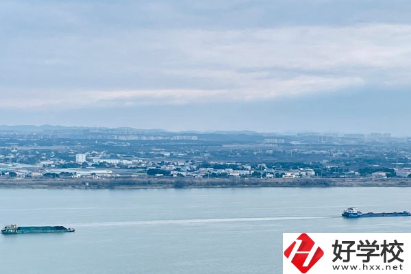 湖南省有色金屬中等專業學校有哪些專業？