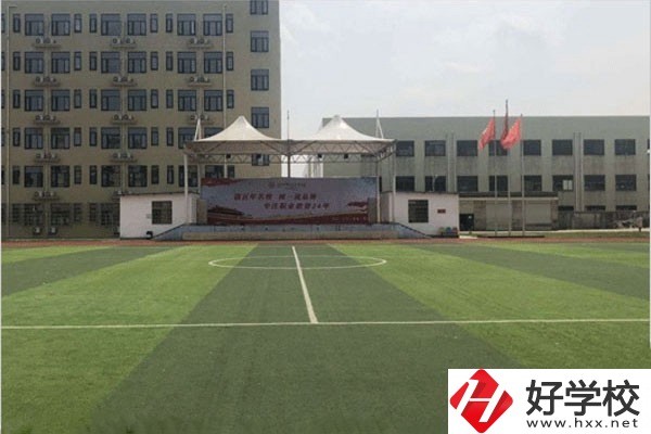 益陽有哪些職高比較有辦學特色？職高入學要求高不高？
