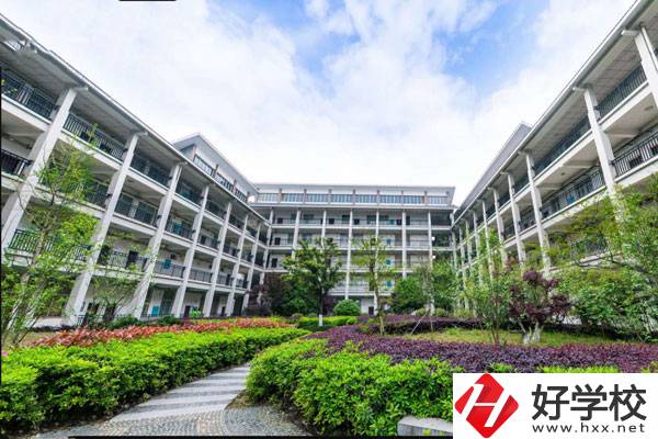 湘西民族職業技術學院教學樓