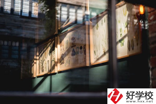 湖南省經濟貿易職業中專學校好不好？宿舍怎么樣？