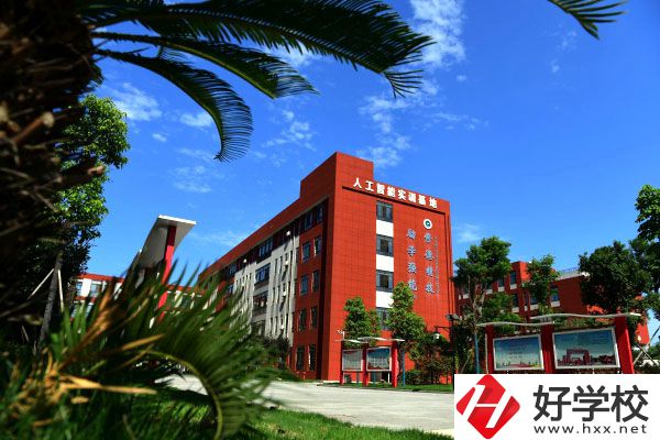 華容縣職業中專好不好？有什么推薦專業？