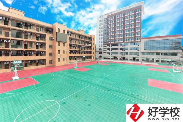 湘潭有哪些適合女生學習的職校？女生該如何選擇職校？