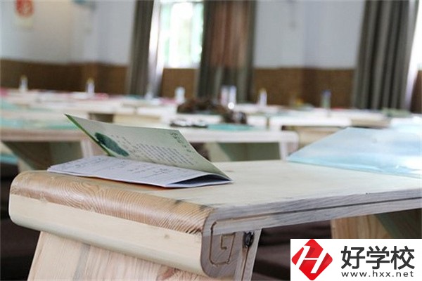 在張家界就讀的中專升為大專了，原來的學歷會提升嗎？