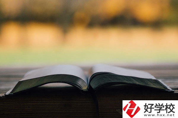 寧遠縣九峰職業中專學校好不好？宿舍怎么樣？