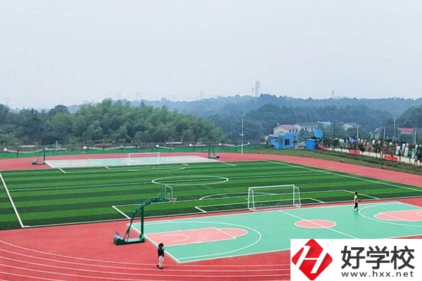 湖南華中工業技工學校好不好？