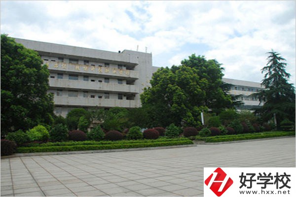 郴州有什么好的職校？會安排實習嗎？