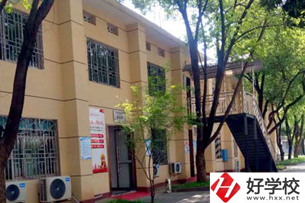 邵陽哪些中專學校有計算機相關專業？