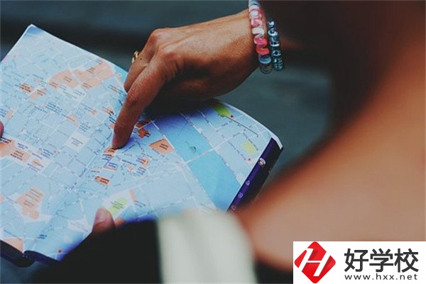 岳陽中職學校哪些專業好？有什么學校推薦？