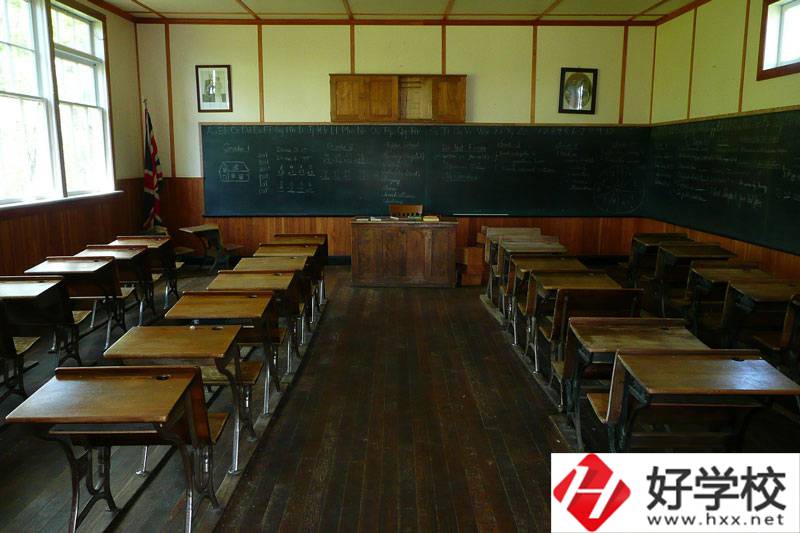 湘西州經濟貿易學校是公辦學校嗎？怎么樣？
