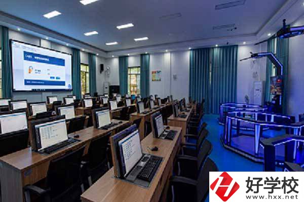 長沙財經學校有哪些比較熱門專業？