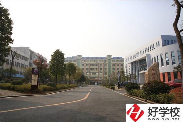 郴州資興市有值得推薦的職校嗎？