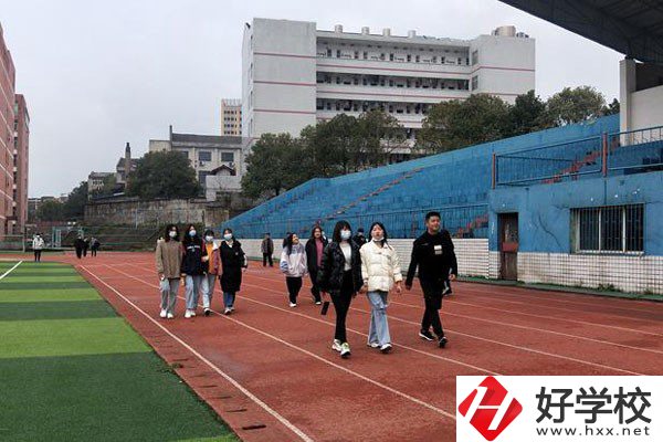 湖南有哪幾所成人中專？什么是成人中專？