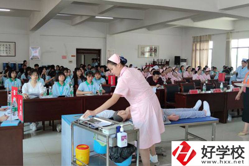 益陽市衛生職業技術學校實訓室