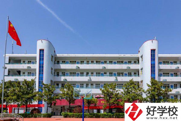 株洲軌道交通職業技術學校位置在哪里？乘車路線有哪些？