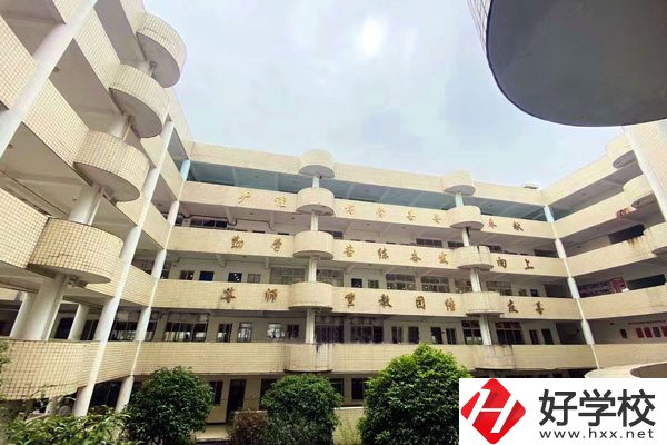 UI設計學什么？長沙有學這一專業的中職學校嗎？