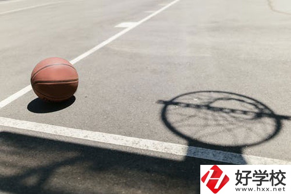 湖南省商業職業中等專業學校怎么樣？宿舍怎么樣？
