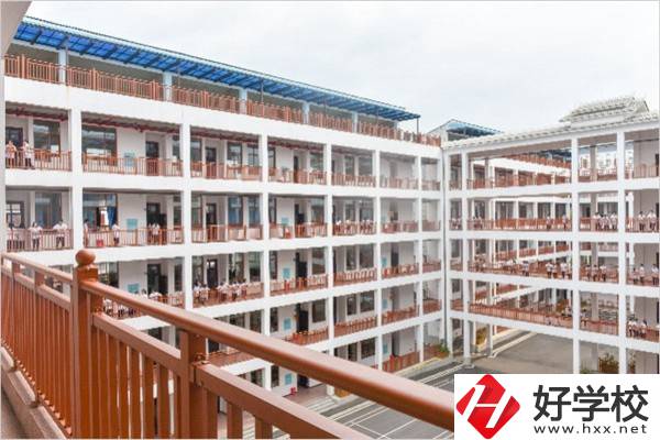懷化有3+2分段制的中專嗎？對口專業好就業嗎？