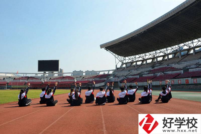 婁底藝術職業學校音樂與舞蹈專業怎么樣？
