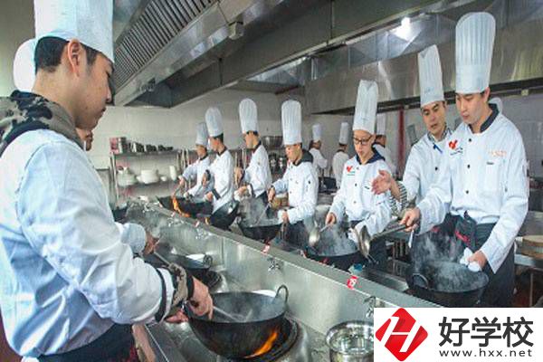 株洲比較好的廚師培訓學校有哪些？烹飪專業好就業嗎？