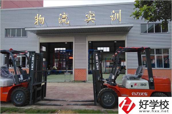 岳陽市物流工程職業學校實訓室